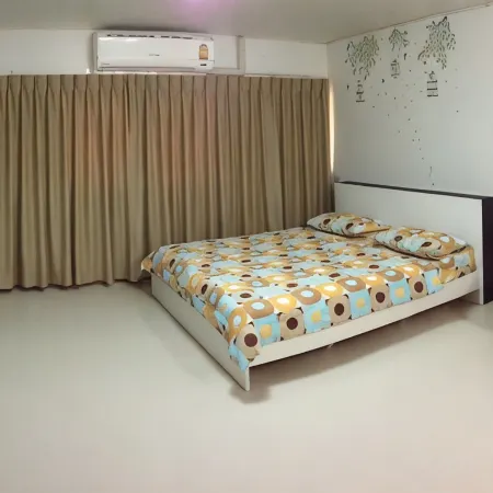 Muangthongthani Rental/Khun Dan