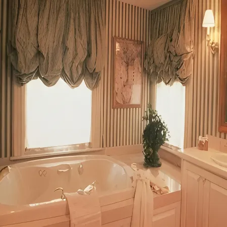 Cleveland House Inn
