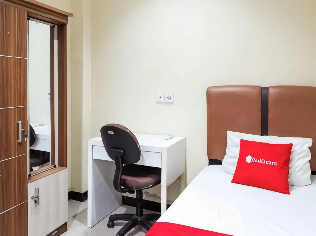 Reddoorz Hostel @ Finest Medan - Medan