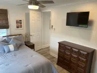 Comfortable 2 Bedroom 2 Bath Apartment - 3-Star