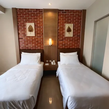Lynn Hotel Mojokerto