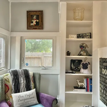 Cozy cottage minutes from beaches, historic downtown, and vibrant arts district!