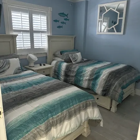 Chic Coastal Retreat with Pool, Marina, Beach Access & Resort-Style Amenities Hotels in Tavernier