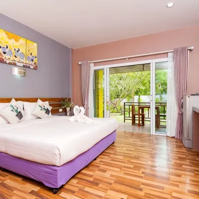 جرينري ريزورت كوه تاو Hotels near تشالوك فيوبوينت