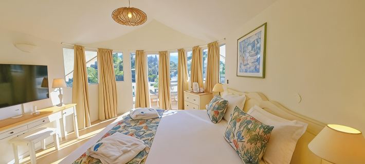 Le Nautile Beachfront Hotels in Saint-Paul