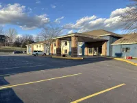 AmericInn by Wyndham Reedsburg Hotels in Reedsburg
