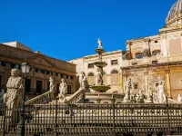 Sant'Agostino Apartment with Terrace by Wonderful Italy - Bungalows