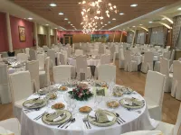 Hotel Mozárbez Salamanca - С бассейном
