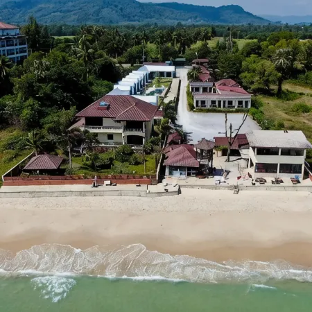 CC Beach Resort