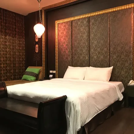 Her Home Spa Motel Douliu