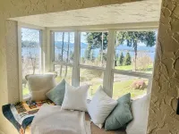 Charming 2-bedroom house with AC, WiFi in serene East Hope. - 3つ星