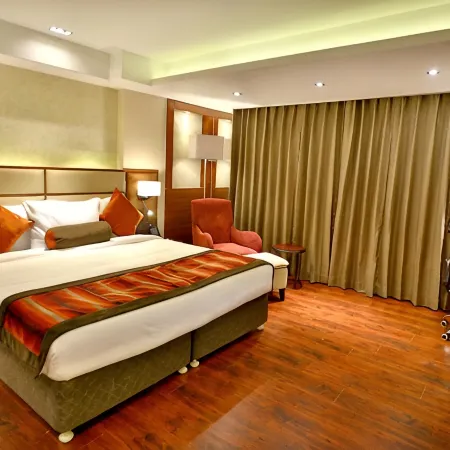 Regenta Central the Crystal Kanpur, Hotels in Kanpur