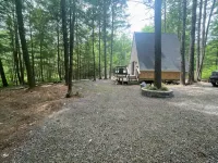 THE LILLIPAD.Off-grid A frame. Sebago lake region! Hotels in Standish