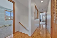 "Tide Vibes" at Ferry Beach - a 4 Bed/3 Bath Spacious Retreat for 13!