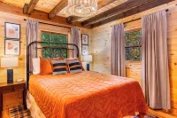 Romantic Modern Cabin w/Mountain Views, Hot Tub, Pet-Friendly & EV Charger