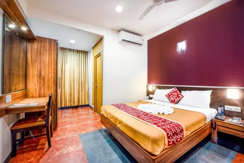 Hotel Abirami Residency - Pensions