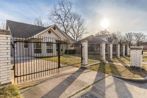 The Cozy Shack near Magnolia and Baylor University