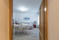 Comfortable Apartment in Umag With Parking Space - 3 stjerner