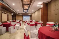 Crestmont Admire, Udaipur - キッチン
