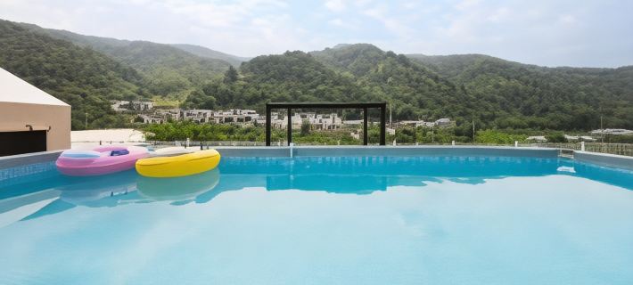 Gapyeong Ddobagi Pet & Spa Glamping Hotels in Gapyeong-gun