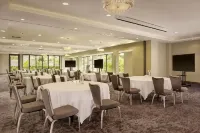 DoubleTree by Hilton Lincoln - Haustierfreundliche