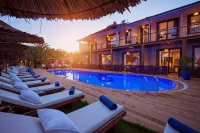 Arwen Hotel - Kolam Renang Peribadi
