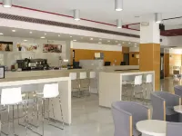 瓦倫西亞博奈爾智選假日酒店 - 酒吧