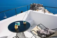 Aplada Suites - Bed and Breakfasts