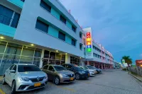 Pop Art Hotel CLC Mamonal Cartagena - parking