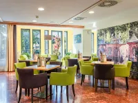 هوتل هيفترهوف Hotels near آيغن
