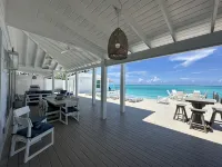 Luxury Beachfront Home, Heated Private Pool, Five King Suites w/ Ensuite Baths! - 4つ星