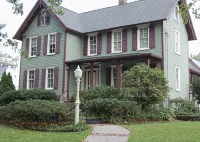 Mathis House, A Victorian Bed & Breakfast and Tea Room at 600 Main