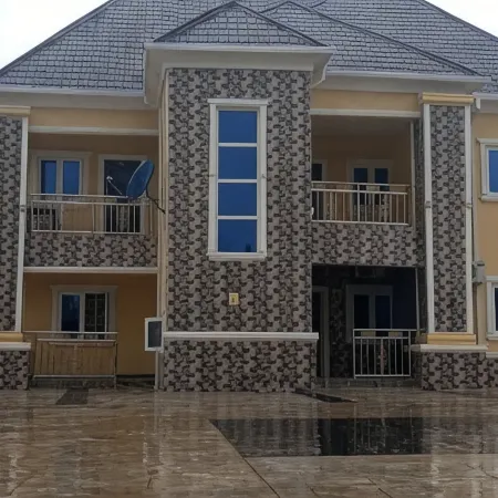 De-Convenant Apartment Short Term Rental