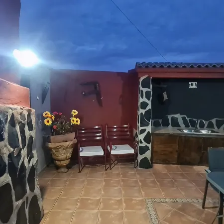 Wonderful Typical Canarian House with Outdoor Pool and Wifi in the Mountains.