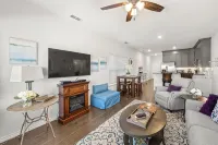Hill Country Hideout - Cozy 2 bedroom 2 Bath Townhome off of Main Street - 3 tähden
