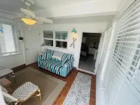 1BR beach getaway: pool, pier, sunset views. Full amenities. Near beach access. - 3-Star