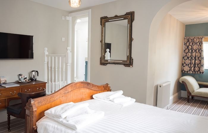 The Wayfarer Rooms