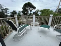 Chatham Village:  Lovely 1-Bedroom Apartment in Antique Home - 4-Star