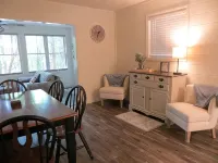 LAKEFRONT Retreat! <br>Escape To Lake Hartwell in this lakeside cottage! - Homestays