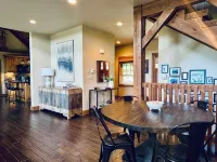 Family Friendly Stratton Home for All Seasons, 7 min to ski mountain - 3-Star