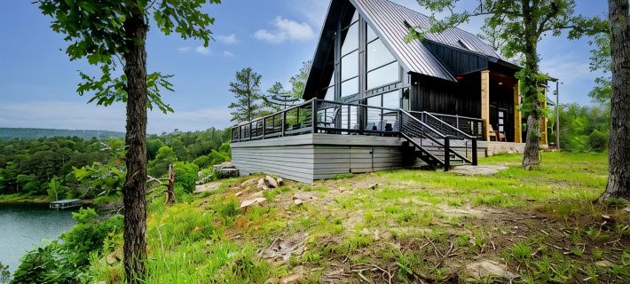 Eagle Bluff Cabin at Greers Ferry Lake Hotels in Cleburne County