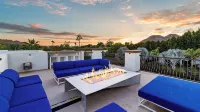 6,000 Sqft Luxurious Mansion w/Heated Pool, Spa, Pickleball & Mountain Views - Mountain view