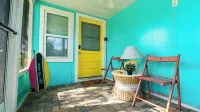 Casa Blue - Beautiful Renovated Cottage Close to Downtown! - 무료 와이파이