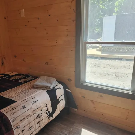 New 1 Bedroom Container Cabin with Direct Trail Access (Cabin 3) Hotels in Errol
