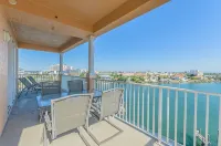 Harborview Grande, Clearwater Beach - Private Balcony, Walk to It All - プライペートプール