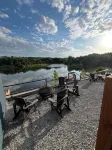 Roomy 4 bedroom 4 bathroom house on a 5 acre pond less than a mile from Texoma - balcon