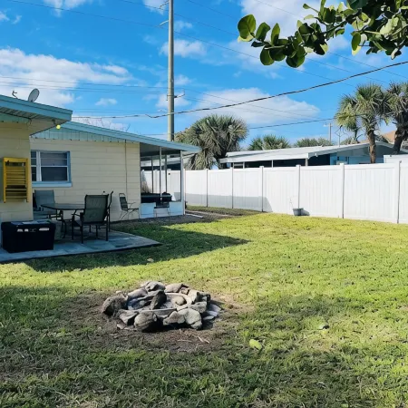 Swim Spa + Deck, 2 Blocks to Beach, Bikes + Kayaks, Surfboards + All Beach Needs