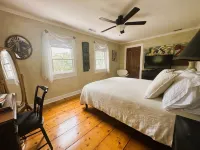 Beaufort Old Point Artist Suite - Boutique