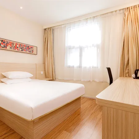 Junan Huating Hotel
