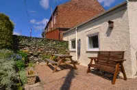 Dunkeld Cottage - ideal for touring the Lake District National Park! WiFi. - Country Houses
